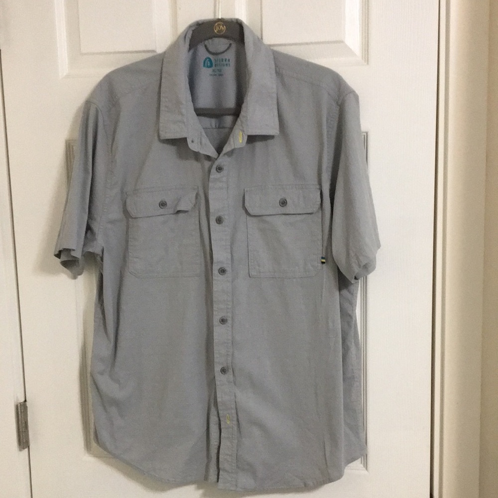 Men's Short Sleeve Shirt Size XL